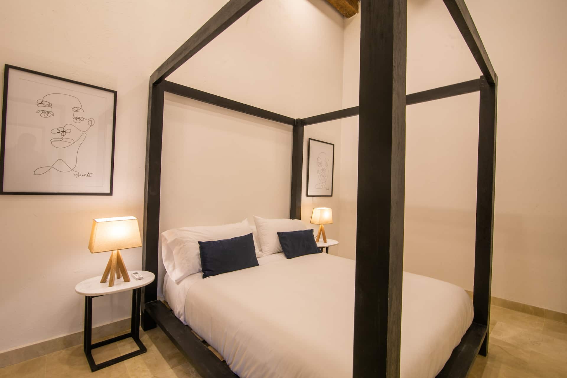 11 Bedroom Villa in the Old City Full Photo 13