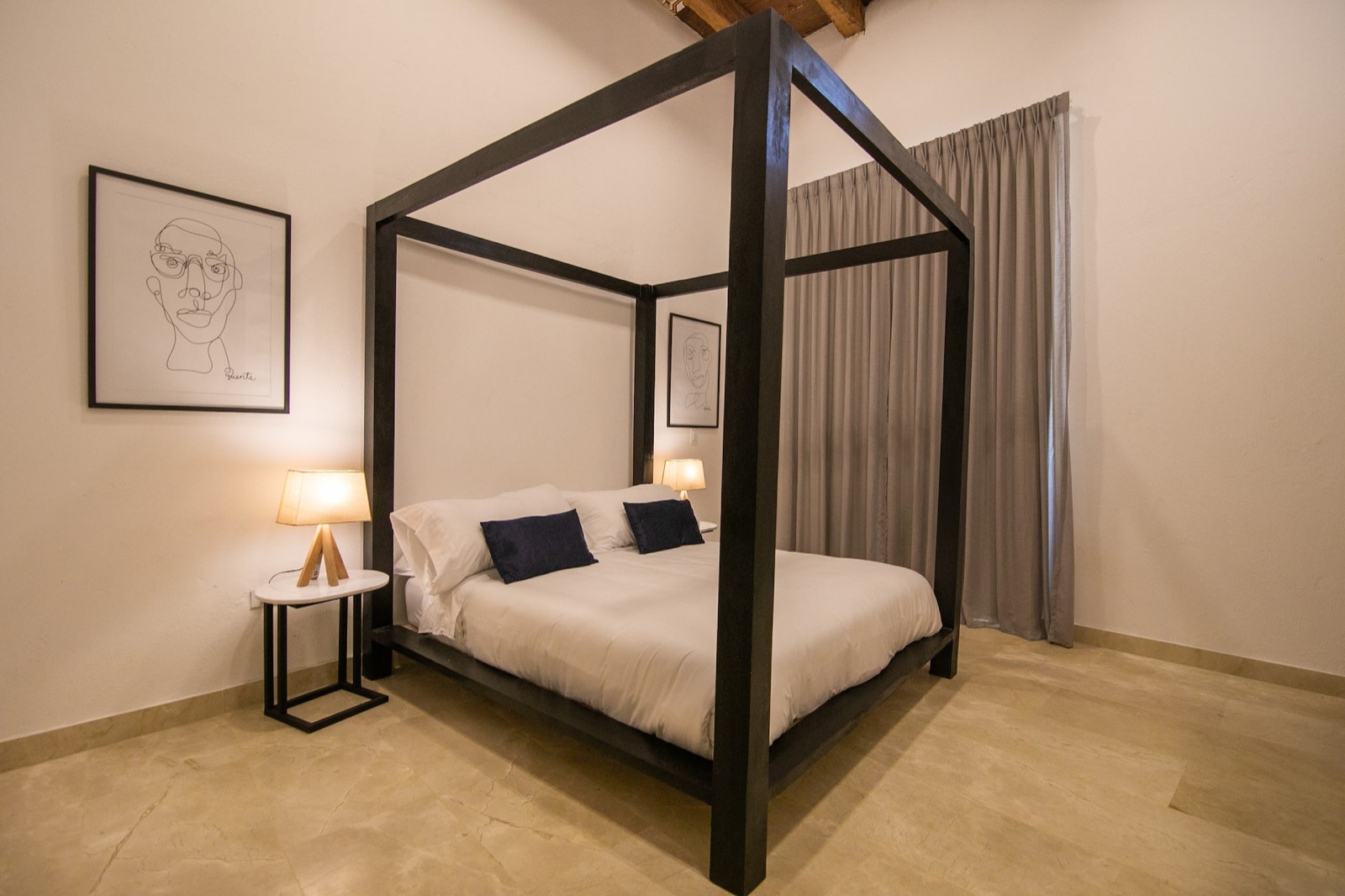 11 Bedroom Villa in the Old City Full Photo 14