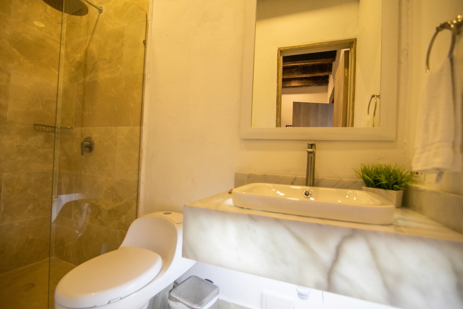 11 Bedroom Villa in the Old City Full Photo 24