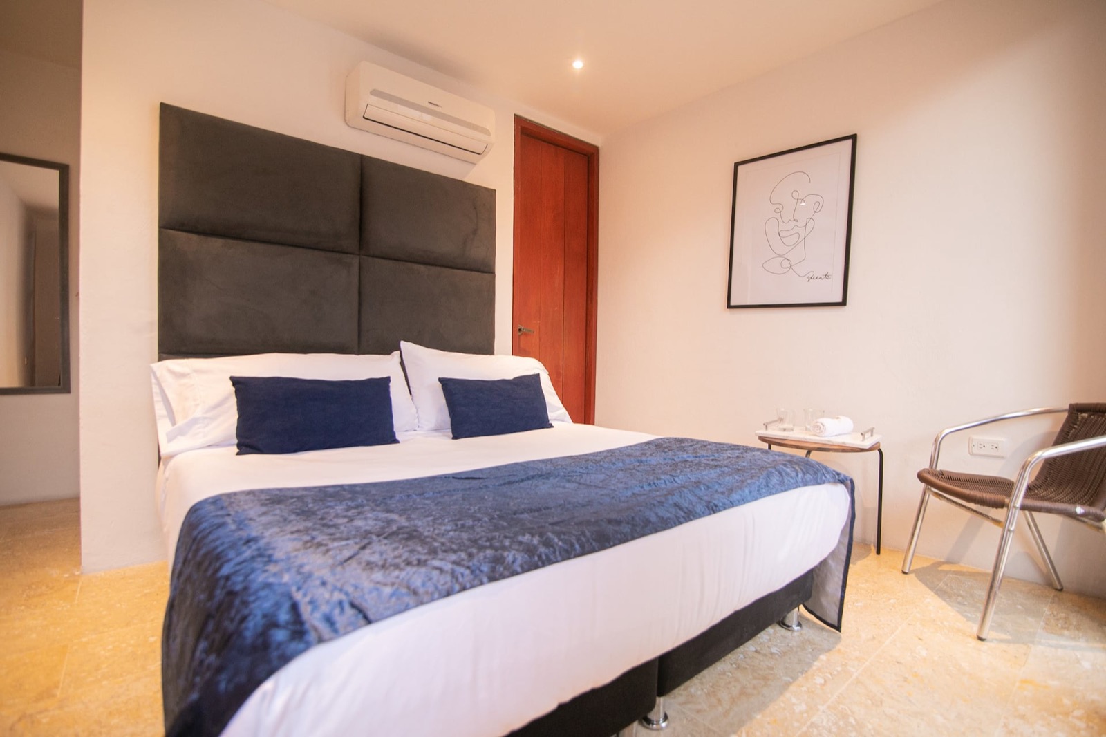 9 Bedroom Luxury Villa in Walled City Full Photo 6