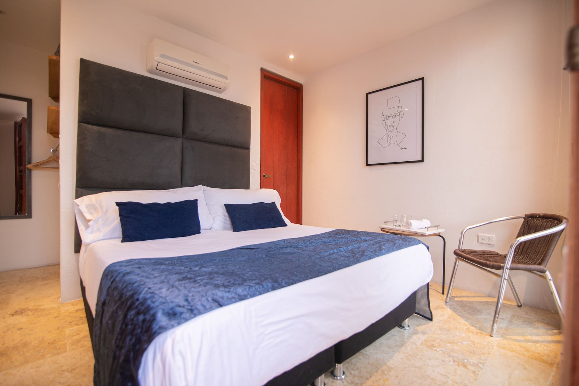 9 Bedroom Luxury Villa in Walled City Full Photo 7