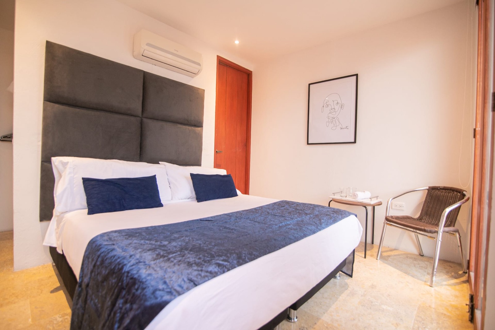 9 Bedroom Luxury Villa in Walled City Full Photo 9