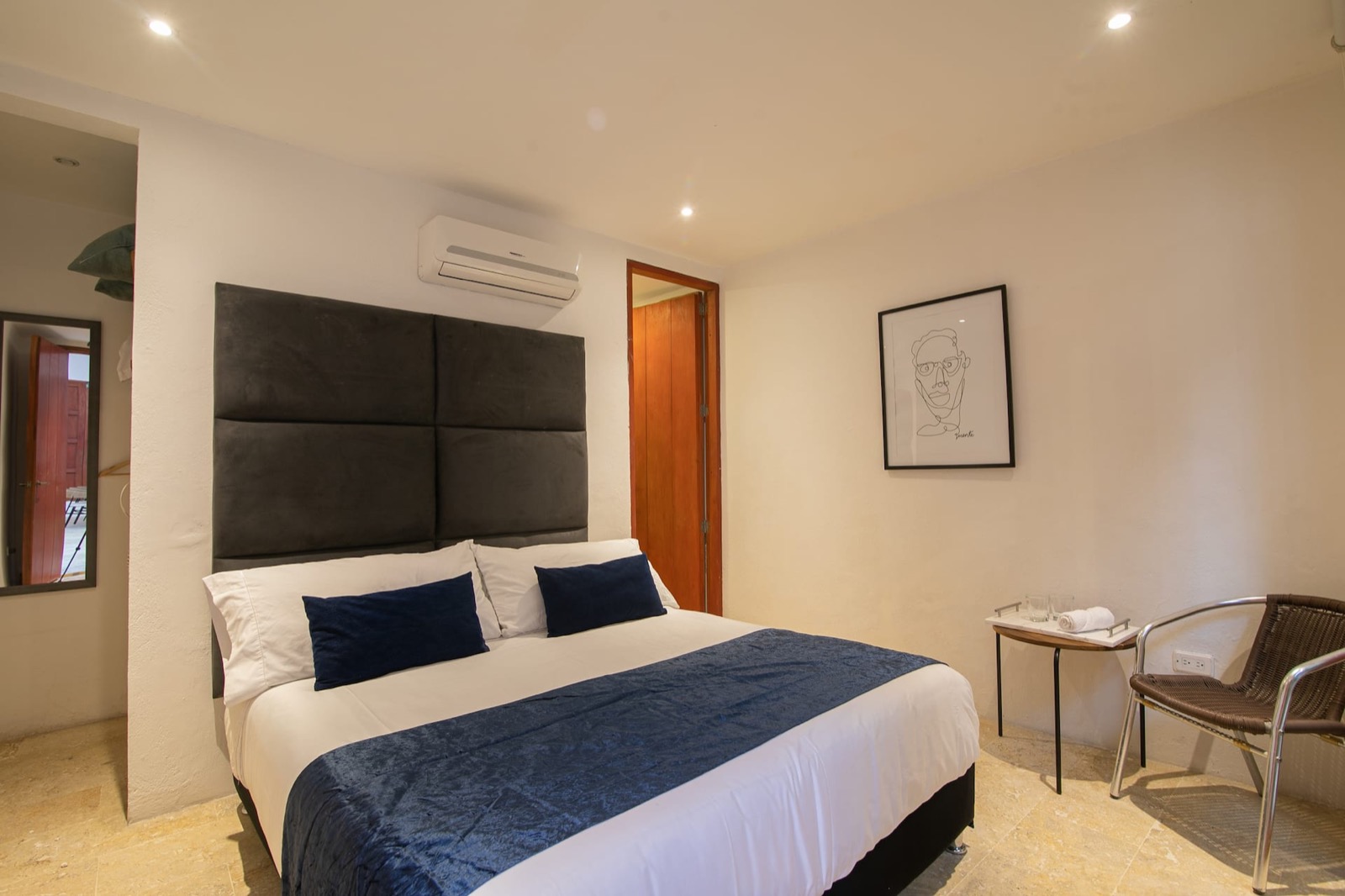 9 Bedroom Luxury Villa in Walled City Full Photo 11