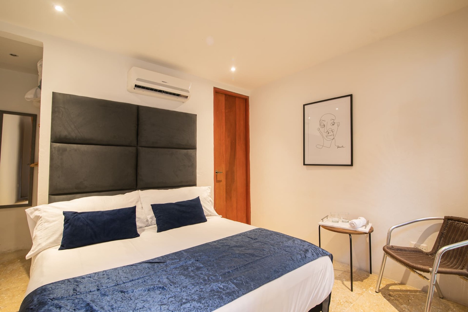 9 Bedroom Luxury Villa in Walled City Full Photo 12
