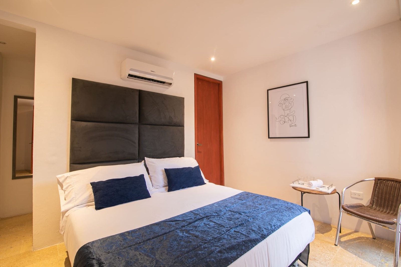 9 Bedroom Luxury Villa in Walled City Full Photo 14