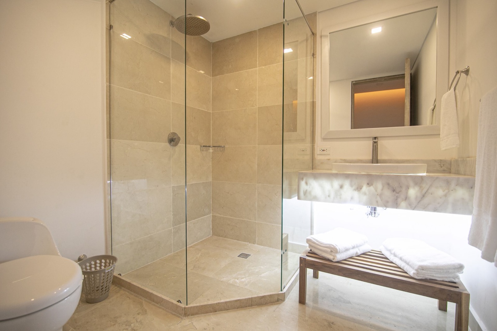 9 Bedroom in Clock Tower Plaza with Private Pool Full Photo 35