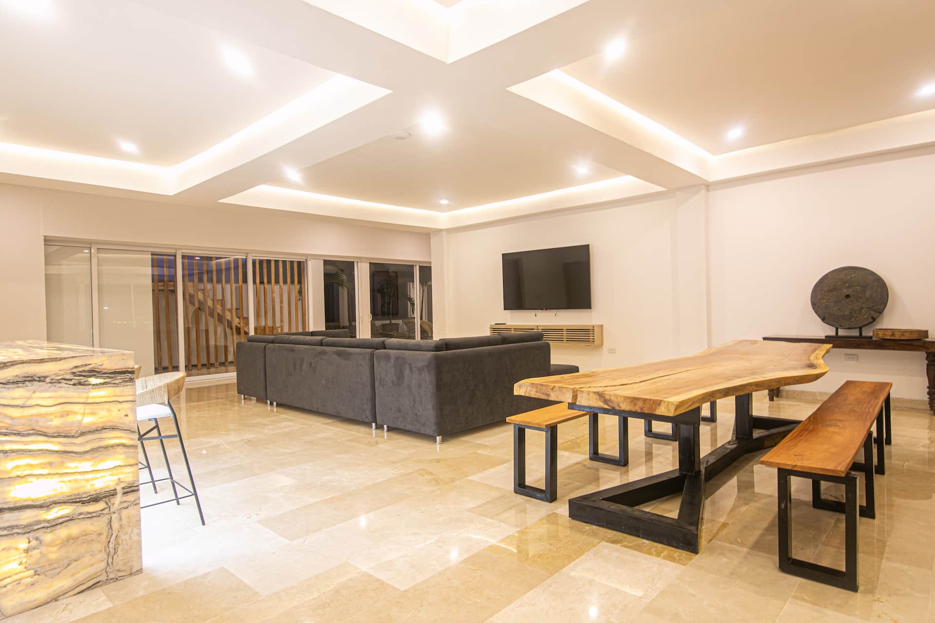 Clock Tower Private Villa Photo 4