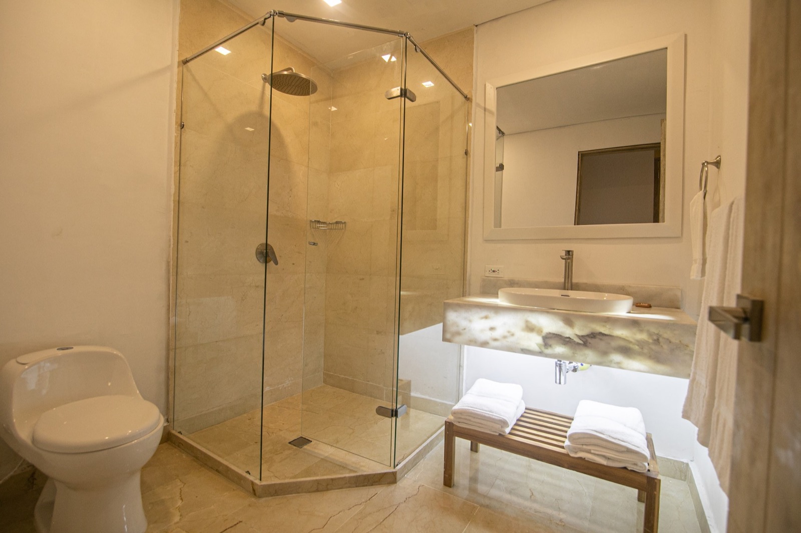 Clock Tower Private Villa Full Photo 17