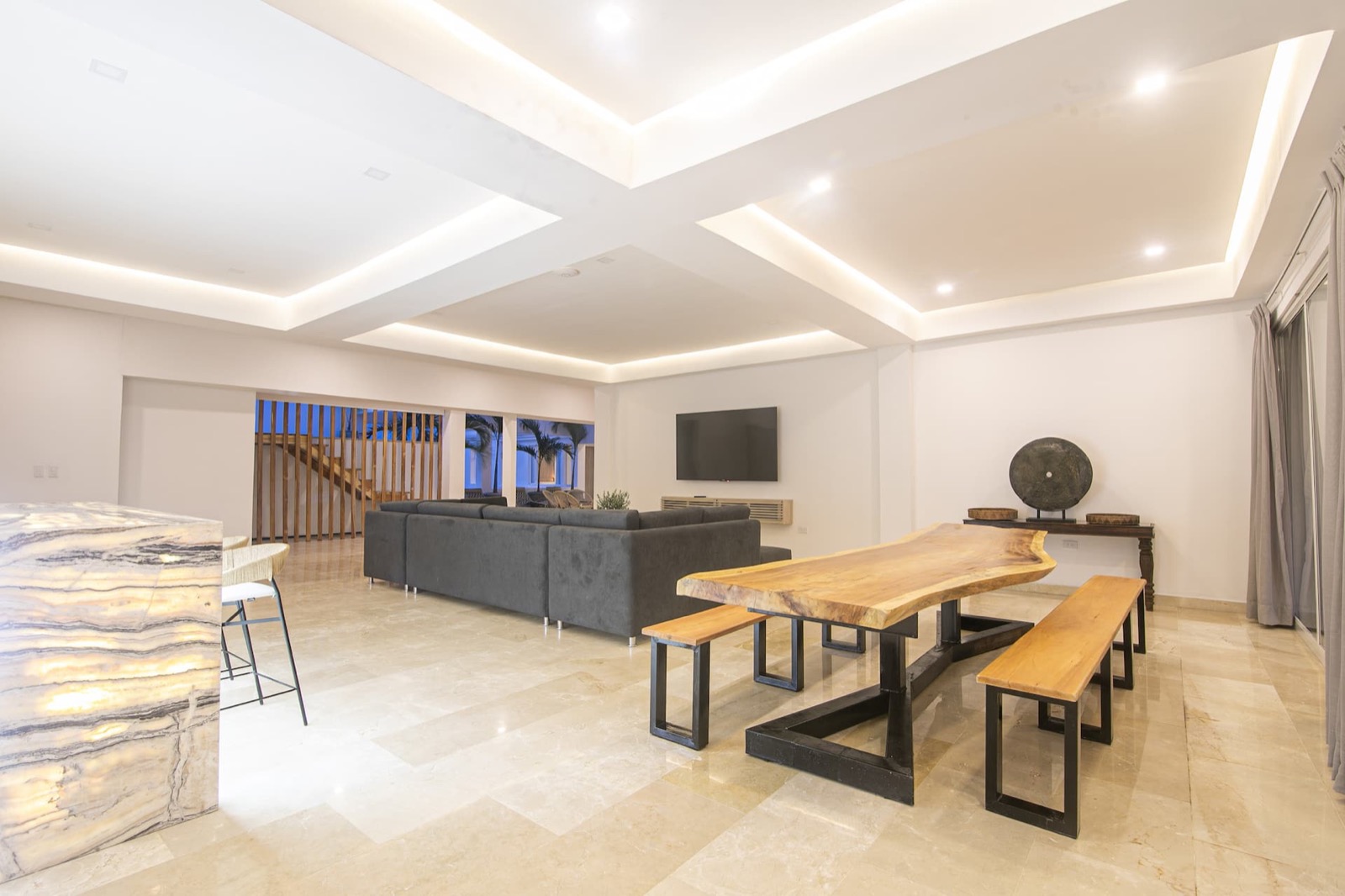 16 Bedroom in Clock Tower Plaza with Private Pool