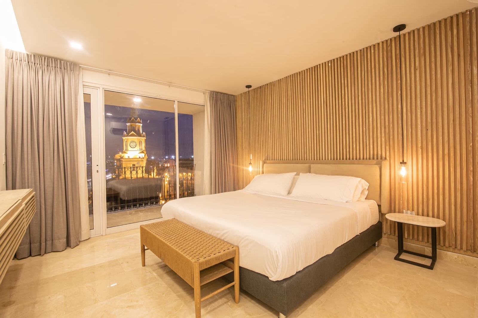 16 Bedroom in Clock Tower Plaza with Private Pool Full Photo 23