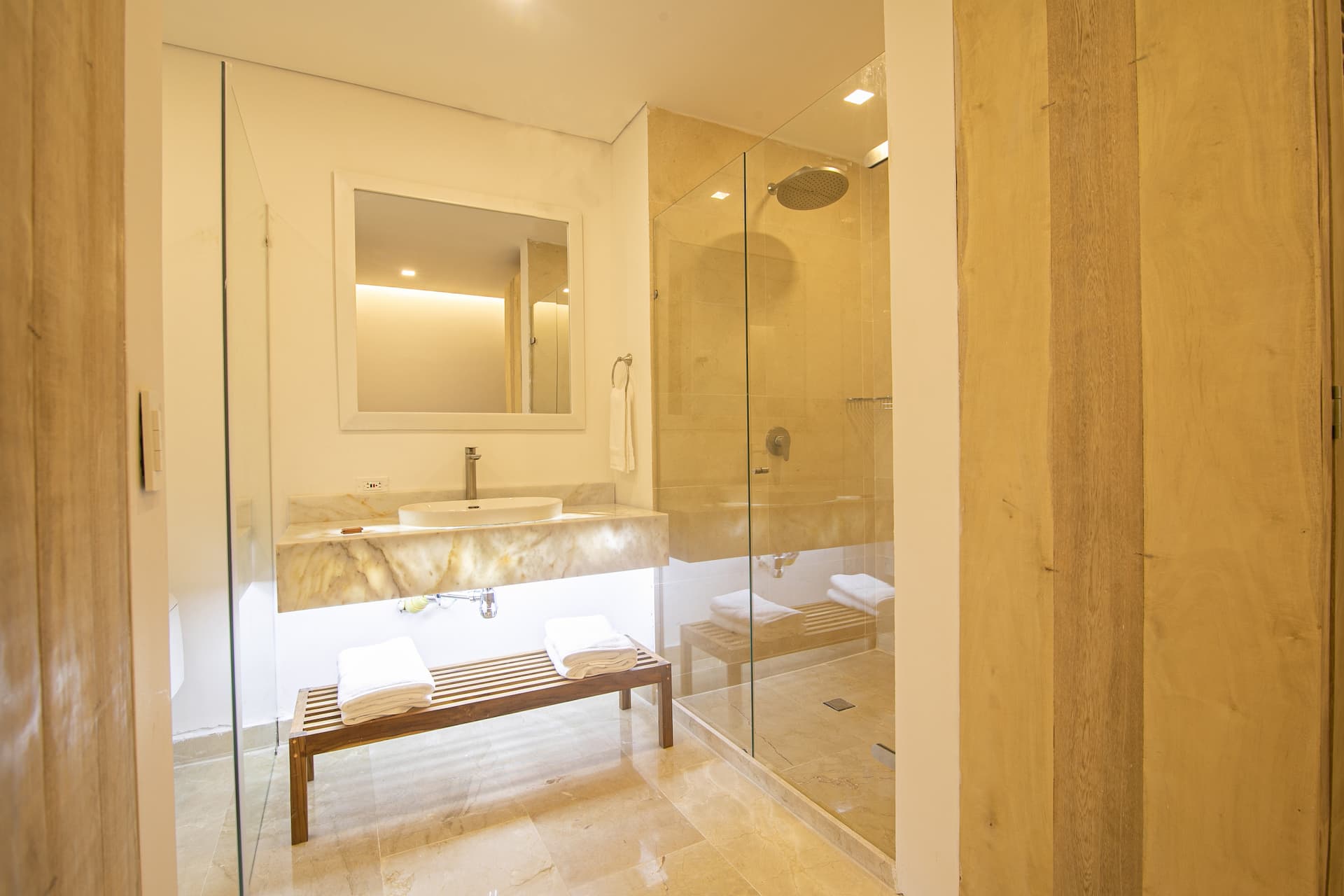 16 Bedroom in Clock Tower Plaza with Private Pool Full Photo 56