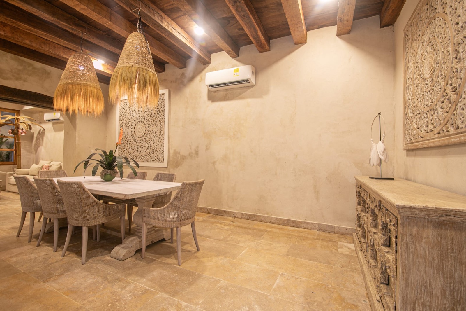 5 Bedroom Luxury Villa in Old City Full Photo 9
