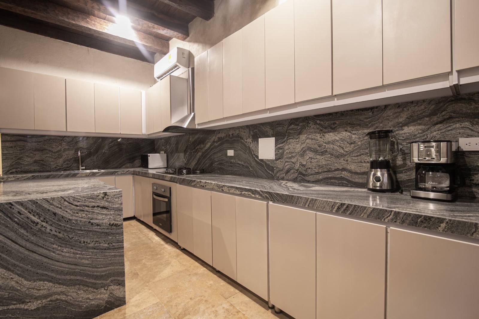 5 Bedroom Luxury Villa in Old City Full Photo 13