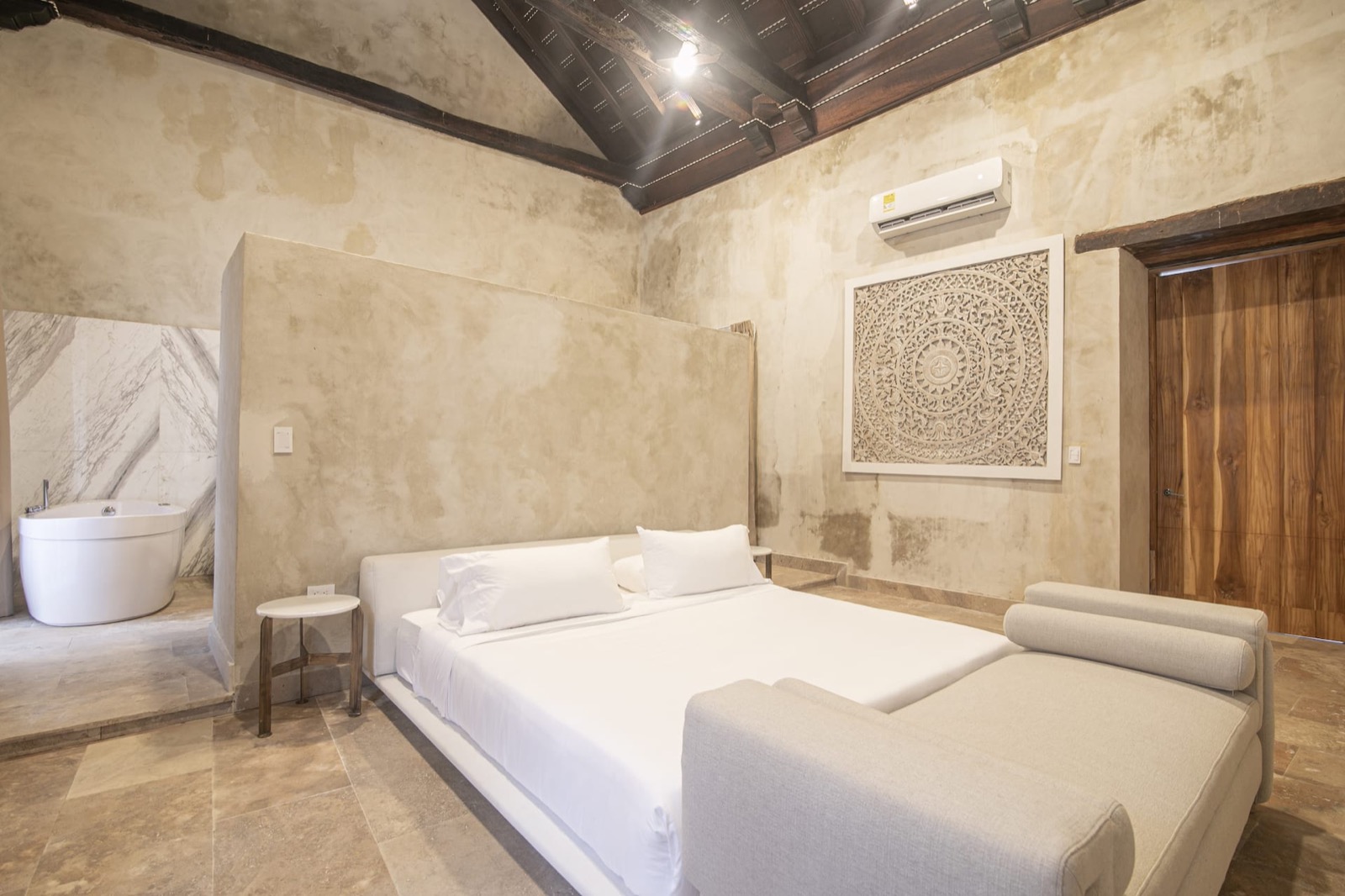 5 Bedroom Luxury Villa in Old City Full Photo 16