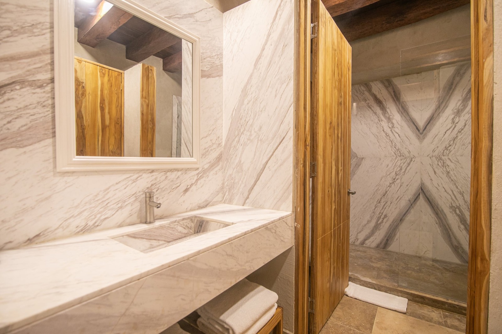 5 Bedroom Luxury Villa in Old City Full Photo 31