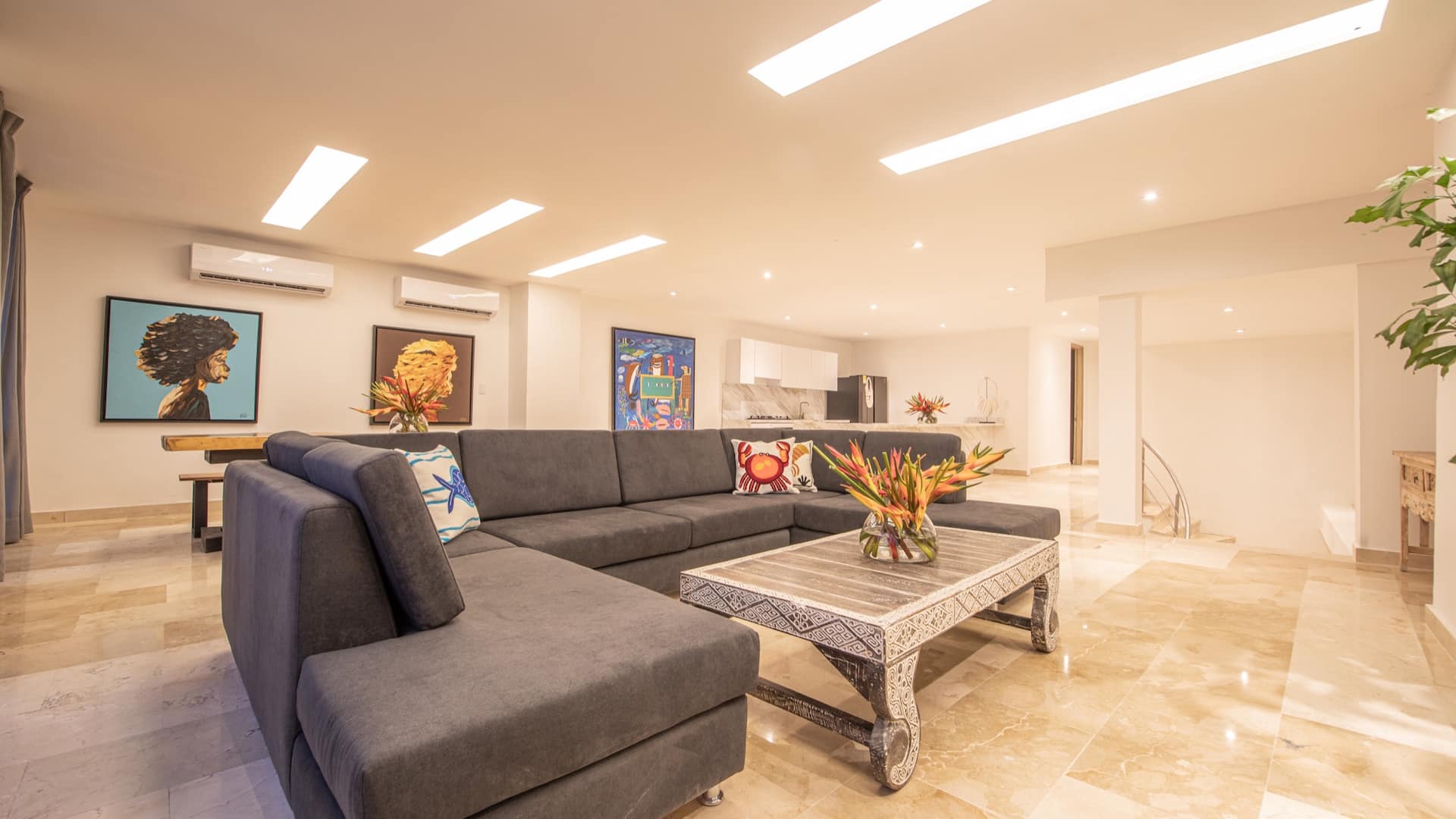 Modern 7 Bedroom Mansion in Old City