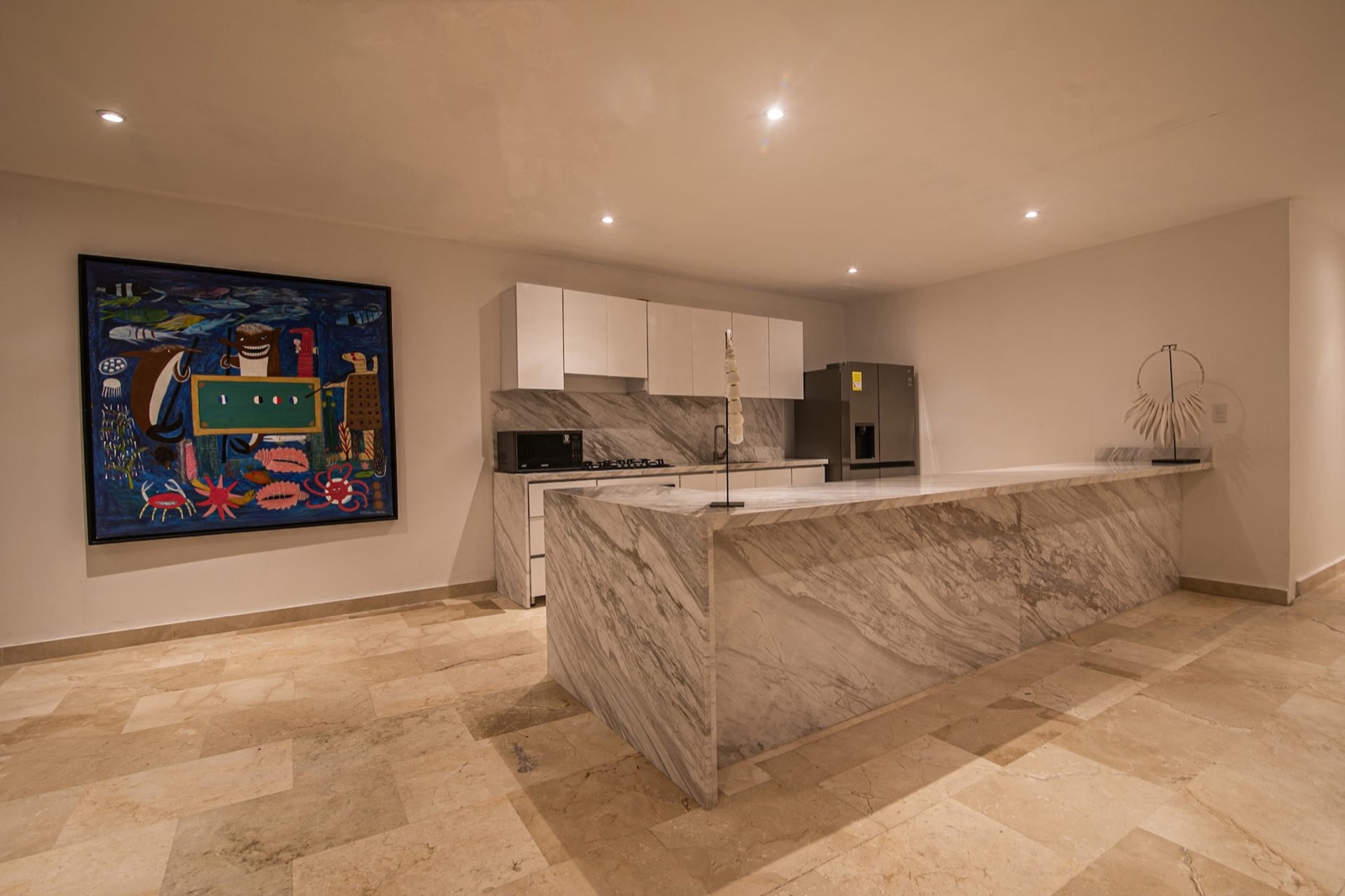 Modern 7 Bedroom Mansion in Old City Photo 5