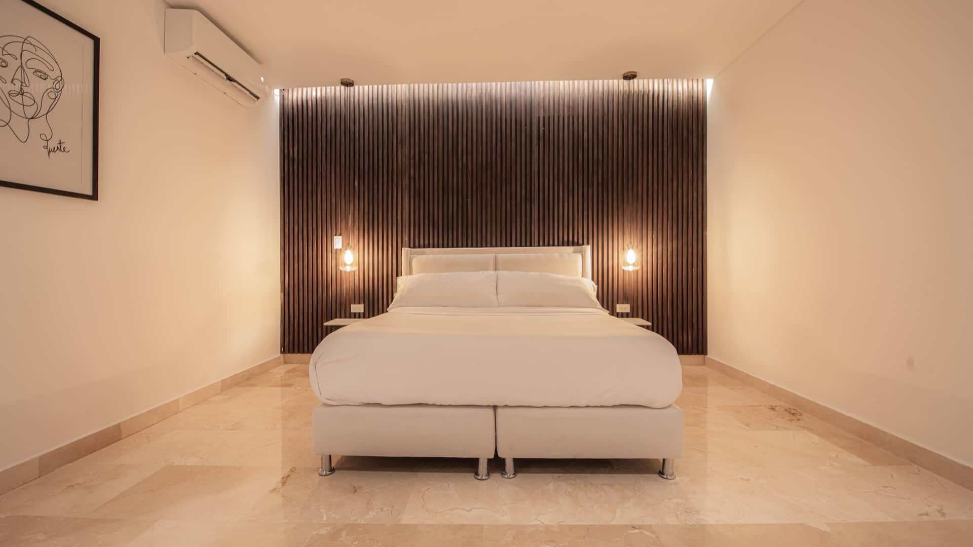 Modern 7 Bedroom Mansion in Old City Full Photo 10