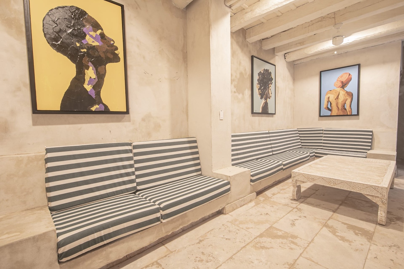 Luxury 8 Bedroom Mansion in Old City Best Location