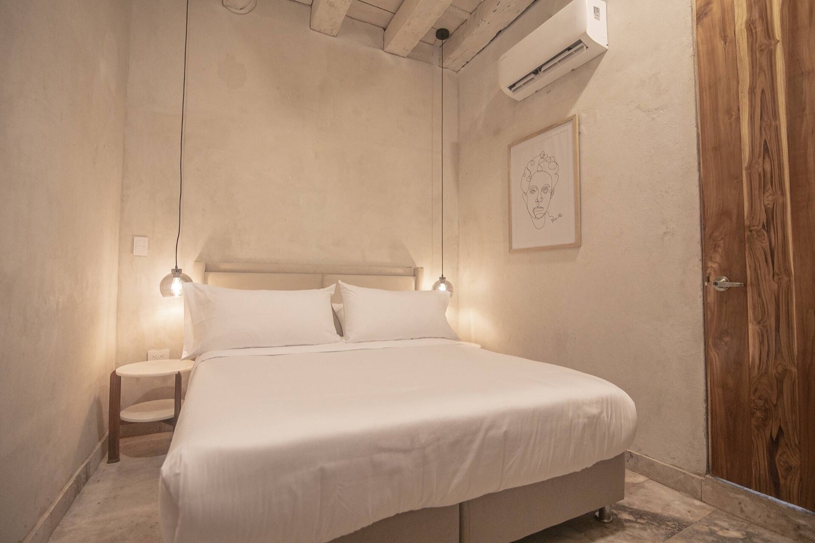 Luxury 8 Bedroom Mansion in Old City Best Location Full Photo 8
