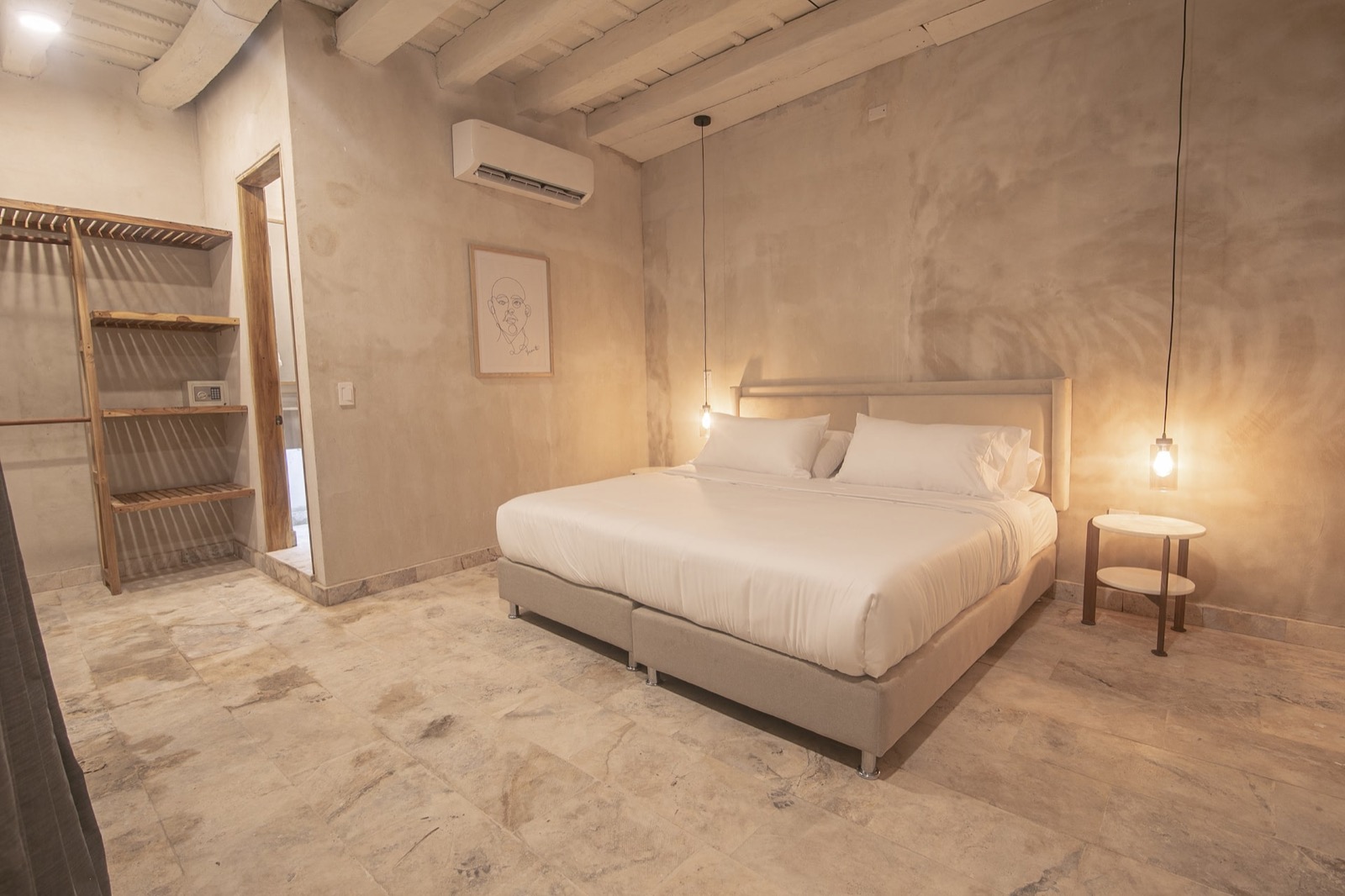 Luxury 8 Bedroom Mansion in Old City Best Location Full Photo 12