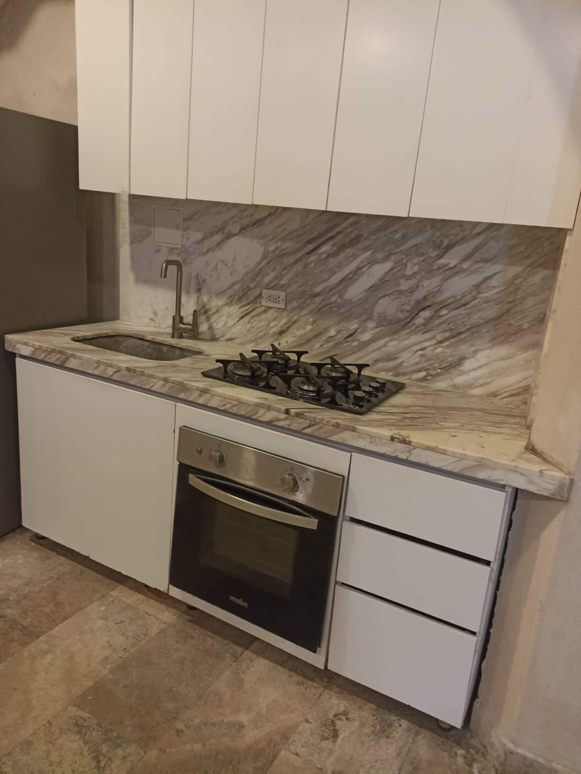 Luxury 8 Bedroom Mansion in Old City Best Location Full Photo 27
