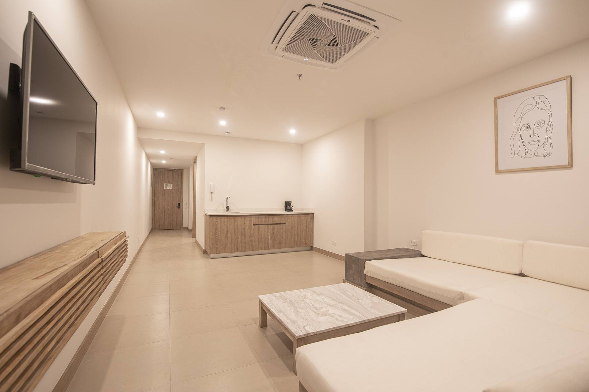 Metro Suites 204 - Modern  Luxury Apartment in Bocagrande