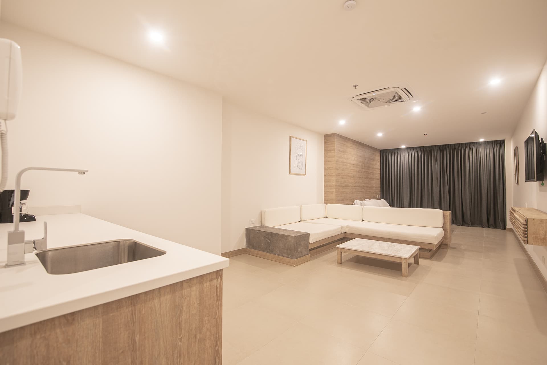 Metro Suites 204 - Modern  Luxury Apartment in Bocagrande Photo 4