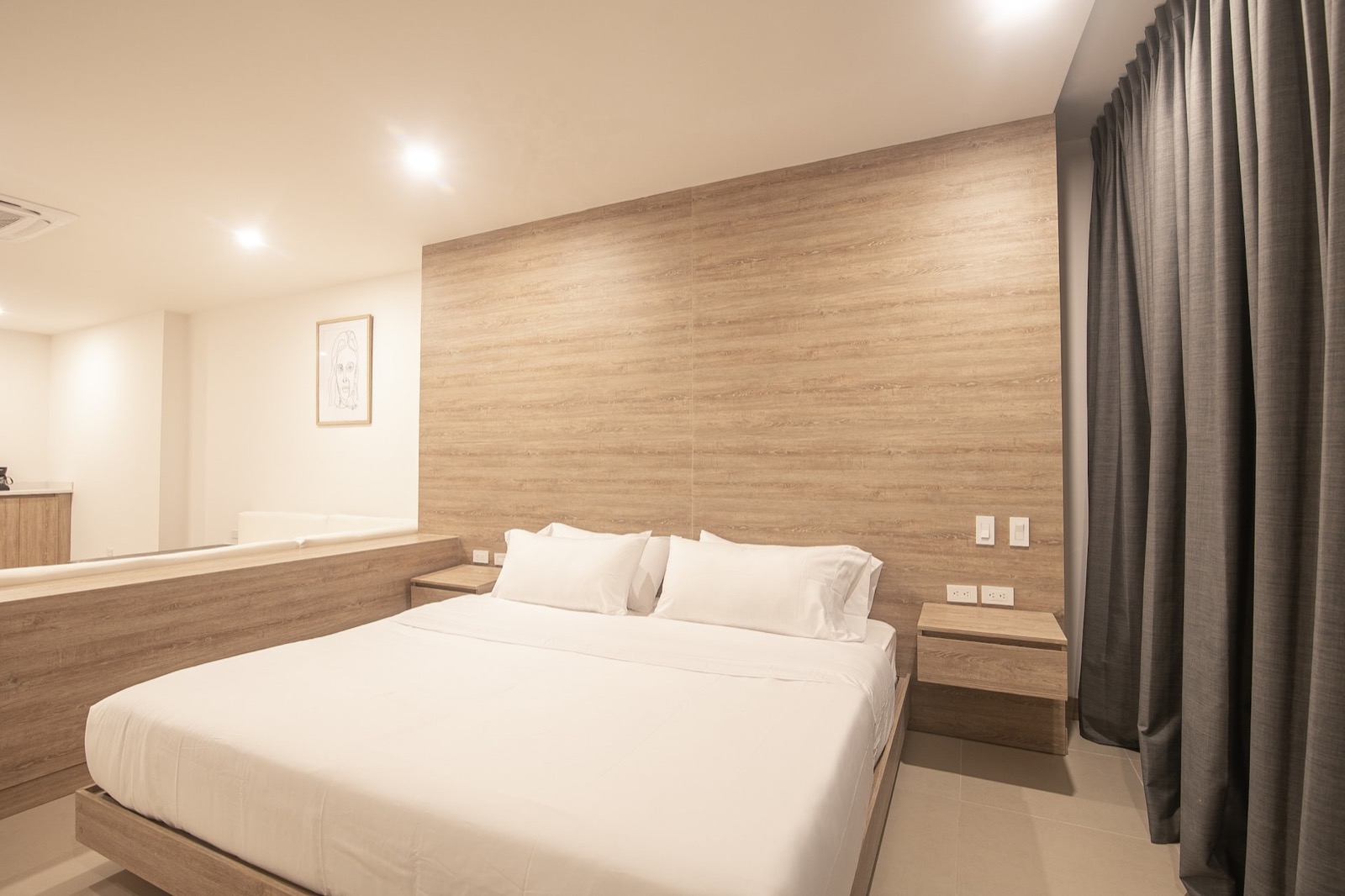 Metro Suites 204 - Modern  Luxury Apartment in Bocagrande Full Photo 6