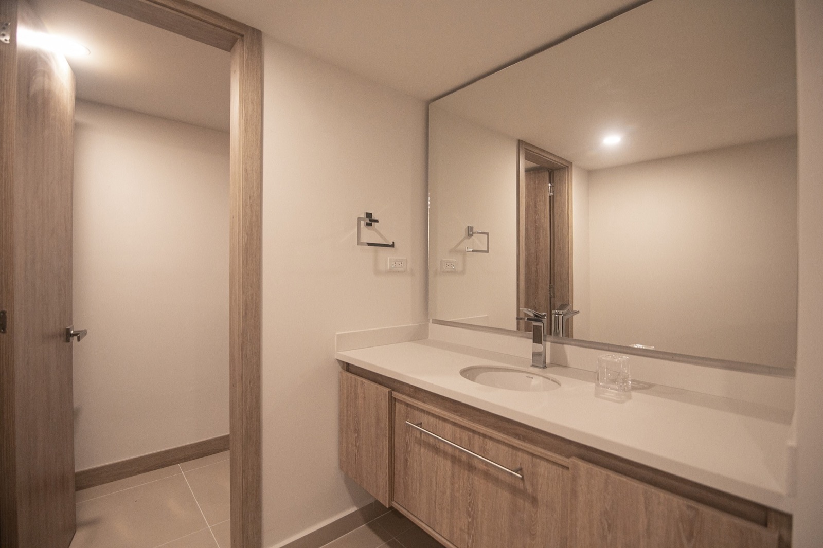 Metro Suites 209 - Stunning  and Spacious Apartment  in Bocagrande Full Photo 10