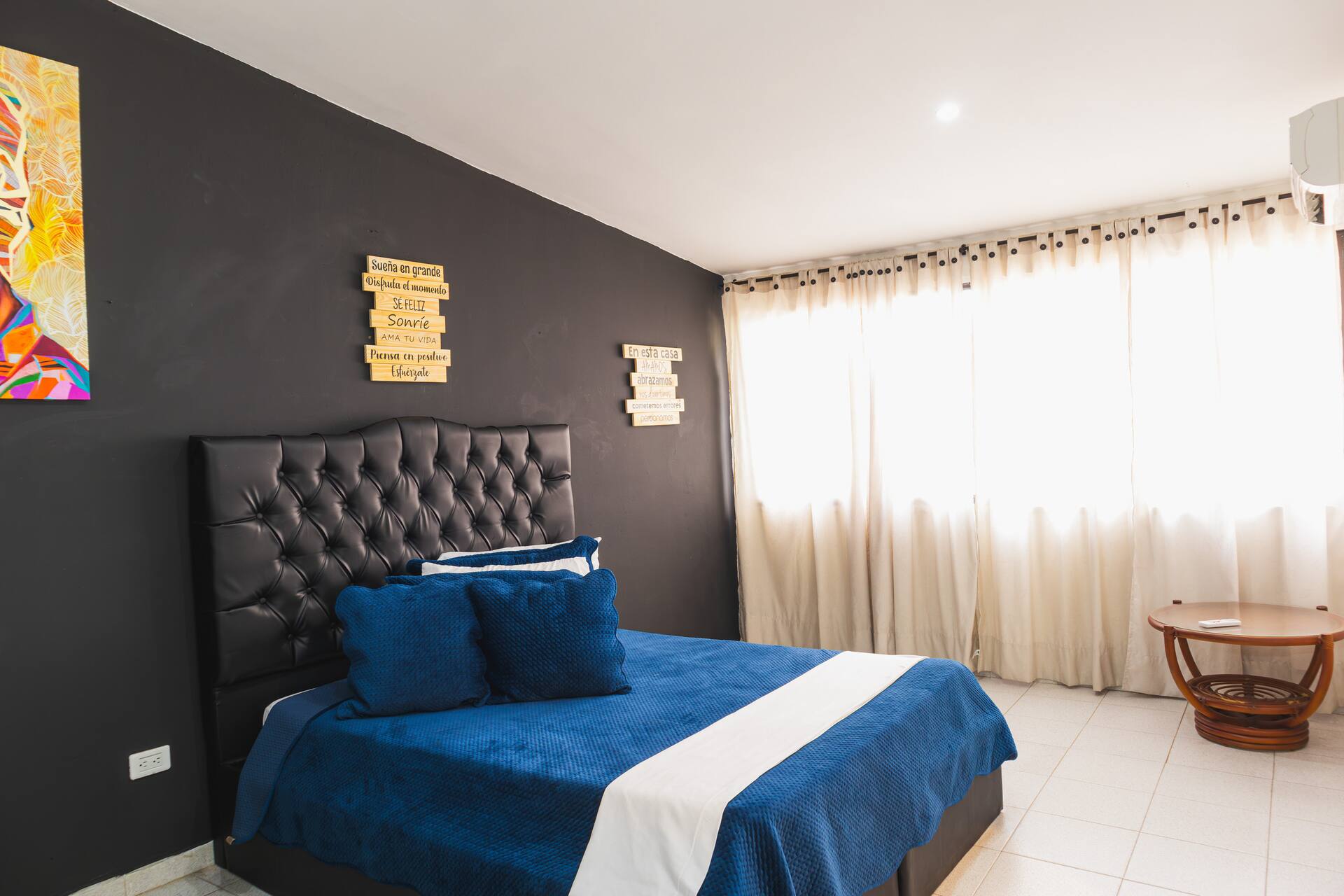 Omega House 8BR Luxury Villa w/Pool & 2 Jacuzzis Full Photo 26