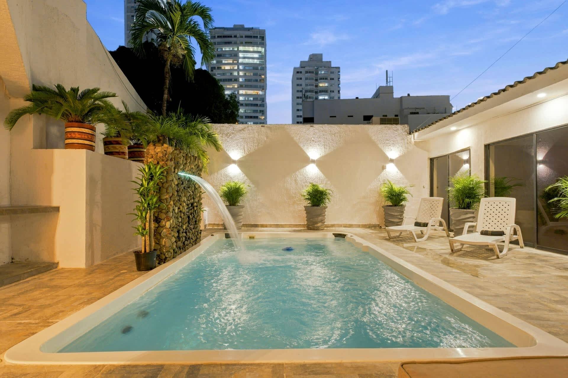 Omega House 8BR Luxury Villa w/Pool & 2 Jacuzzis Full Photo 41