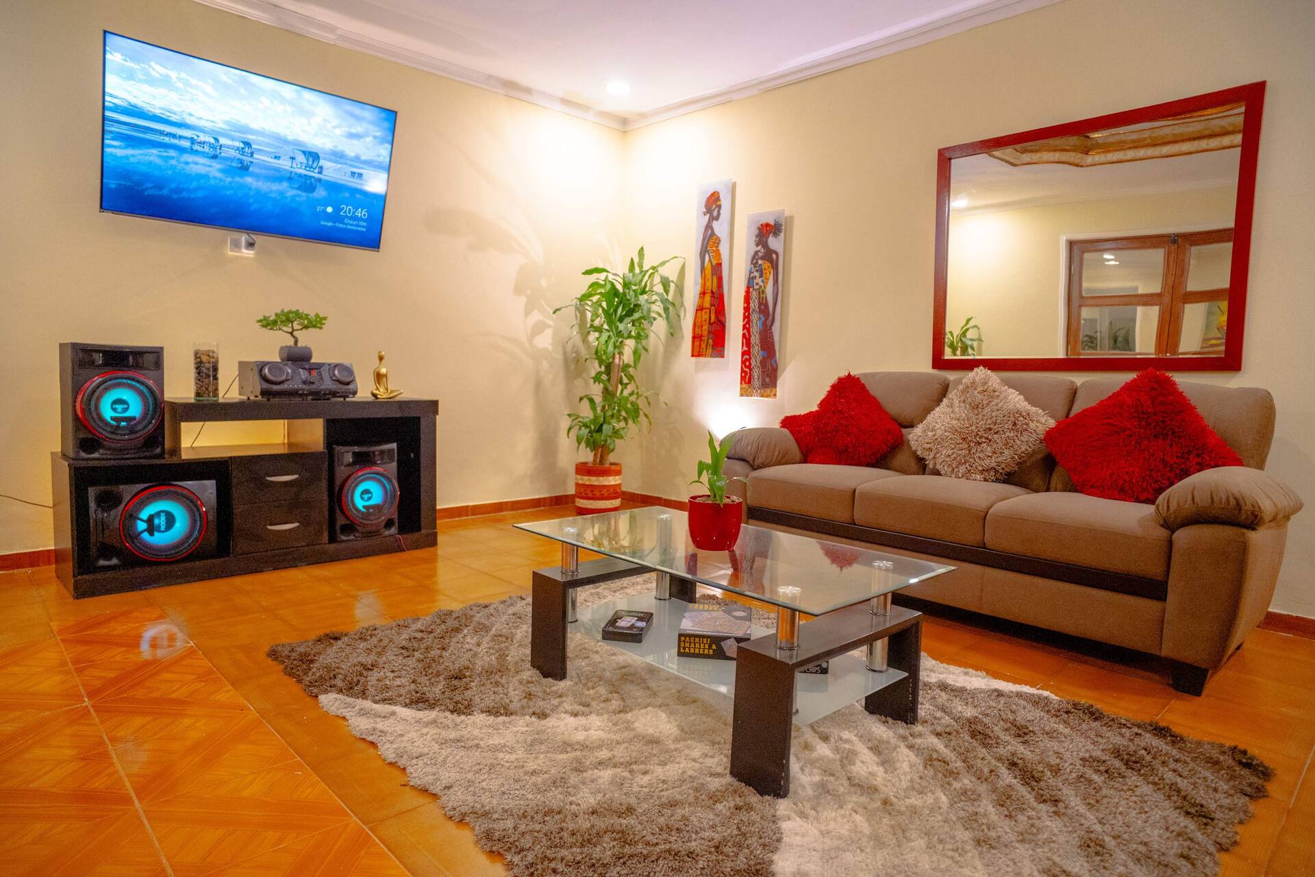Omega House 8BR Luxury Villa w/Pool & 2 Jacuzzis Full Photo 48