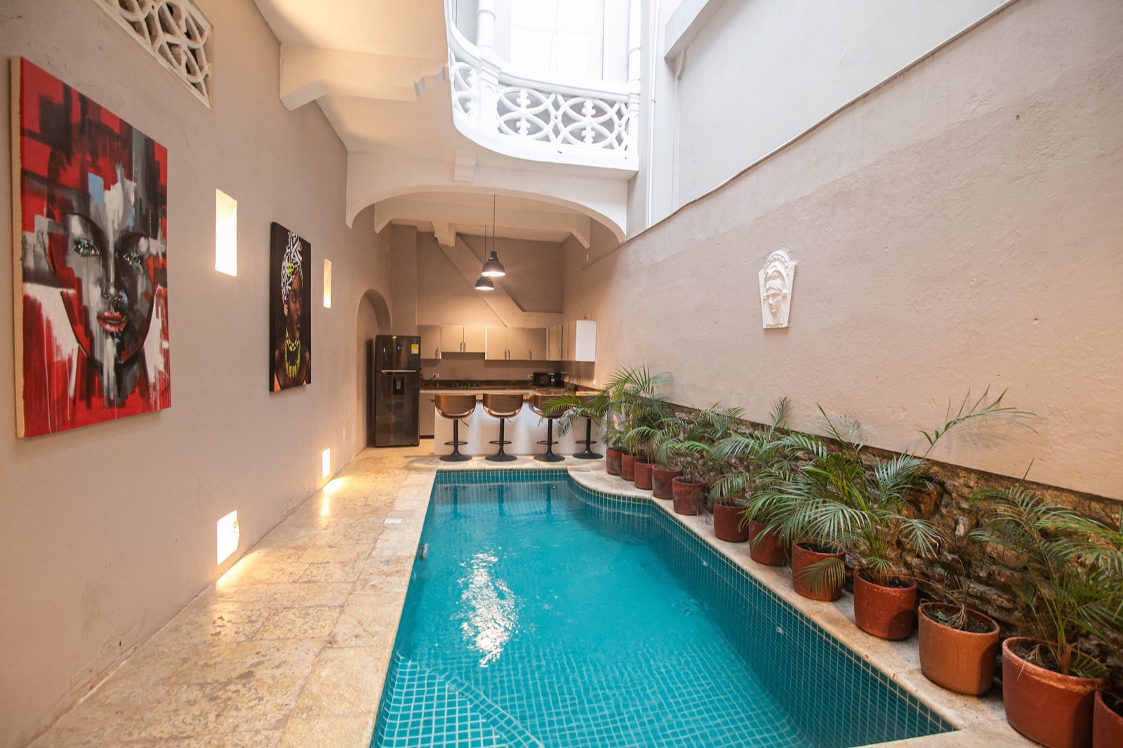 Luxury 5 Bedroom Mansion in Old City Photo 4