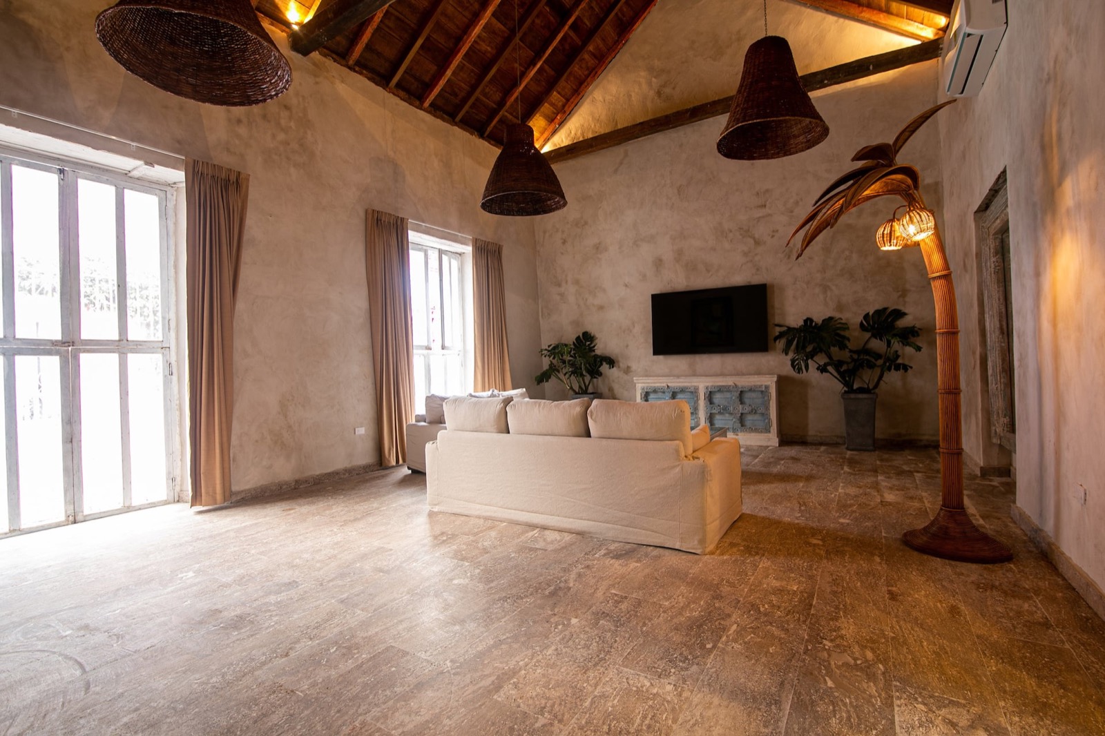 Luxury 5 Bedroom Villa Old City Photo 5