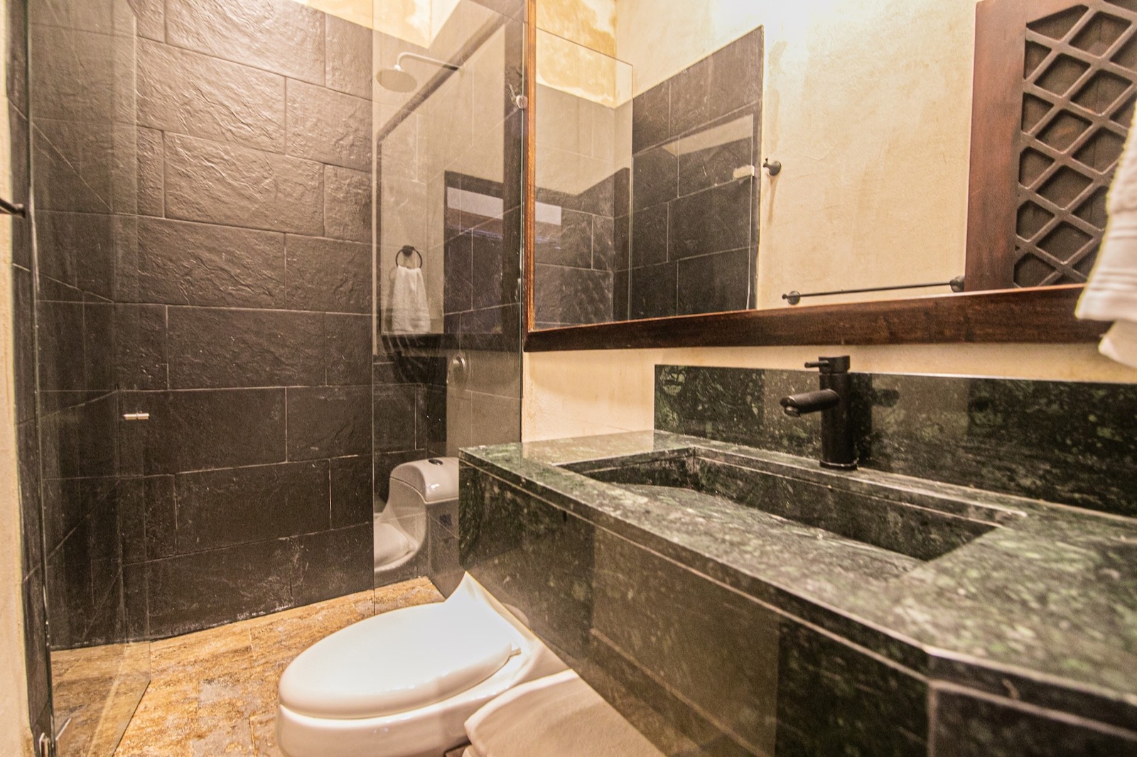 Luxury 5 Bedroom Villa Old City Full Photo 29