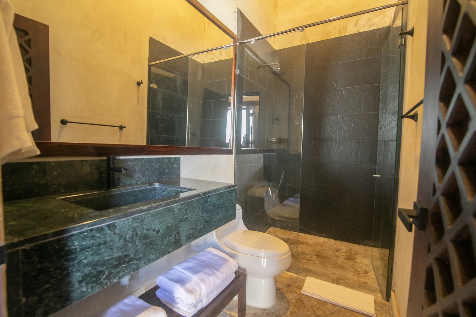 Luxury 5 Bedroom Villa Old City Full Photo 30